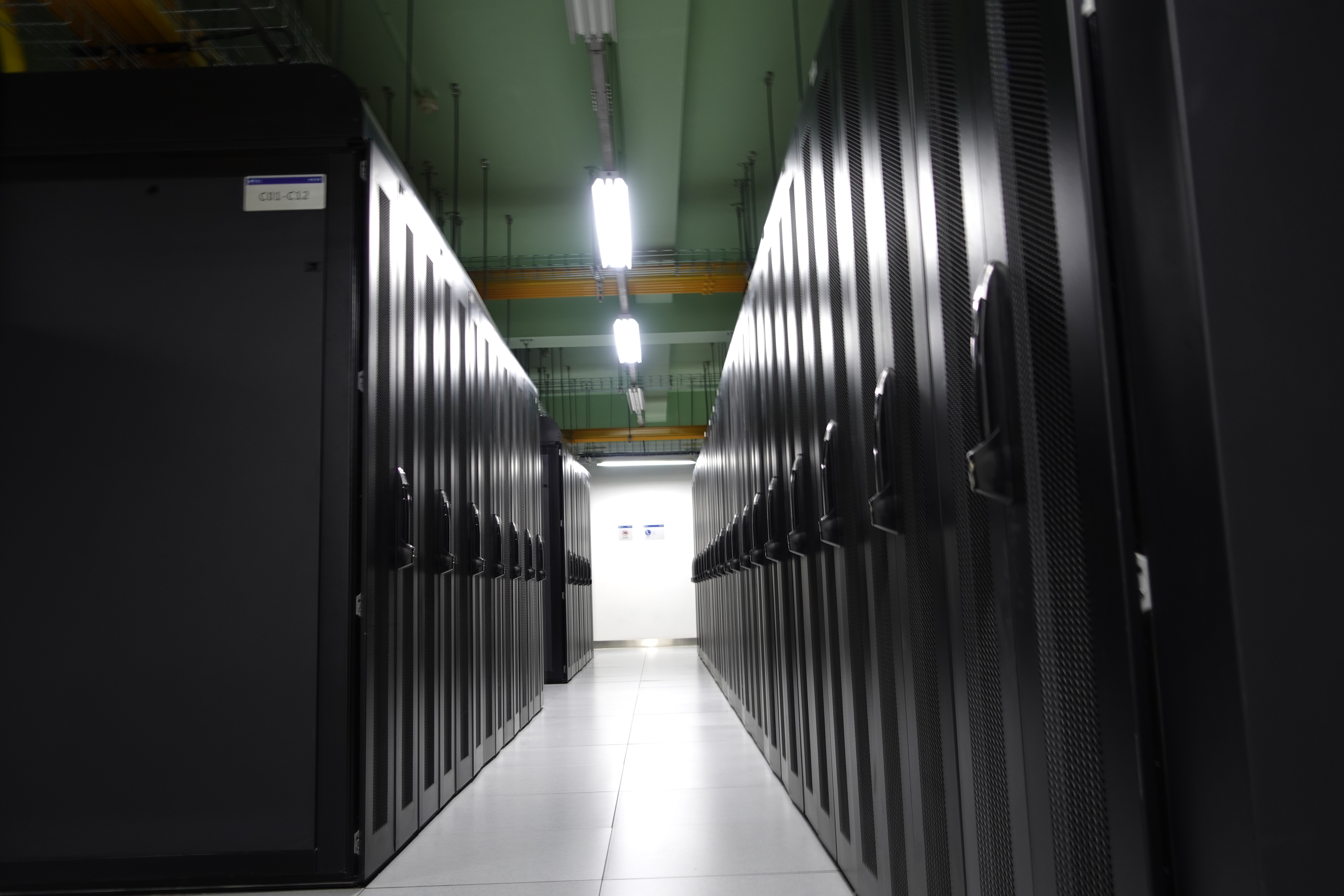 如何选择合适的托管服务提供商？