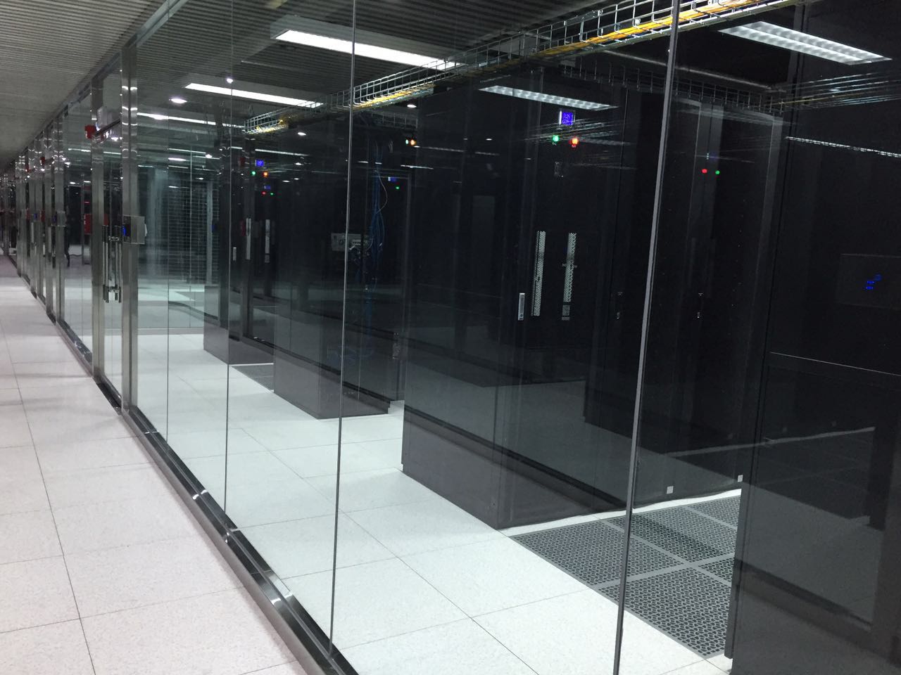 idc服务器托管价格一般多少钱 idc服务器托管价格一般多少钱